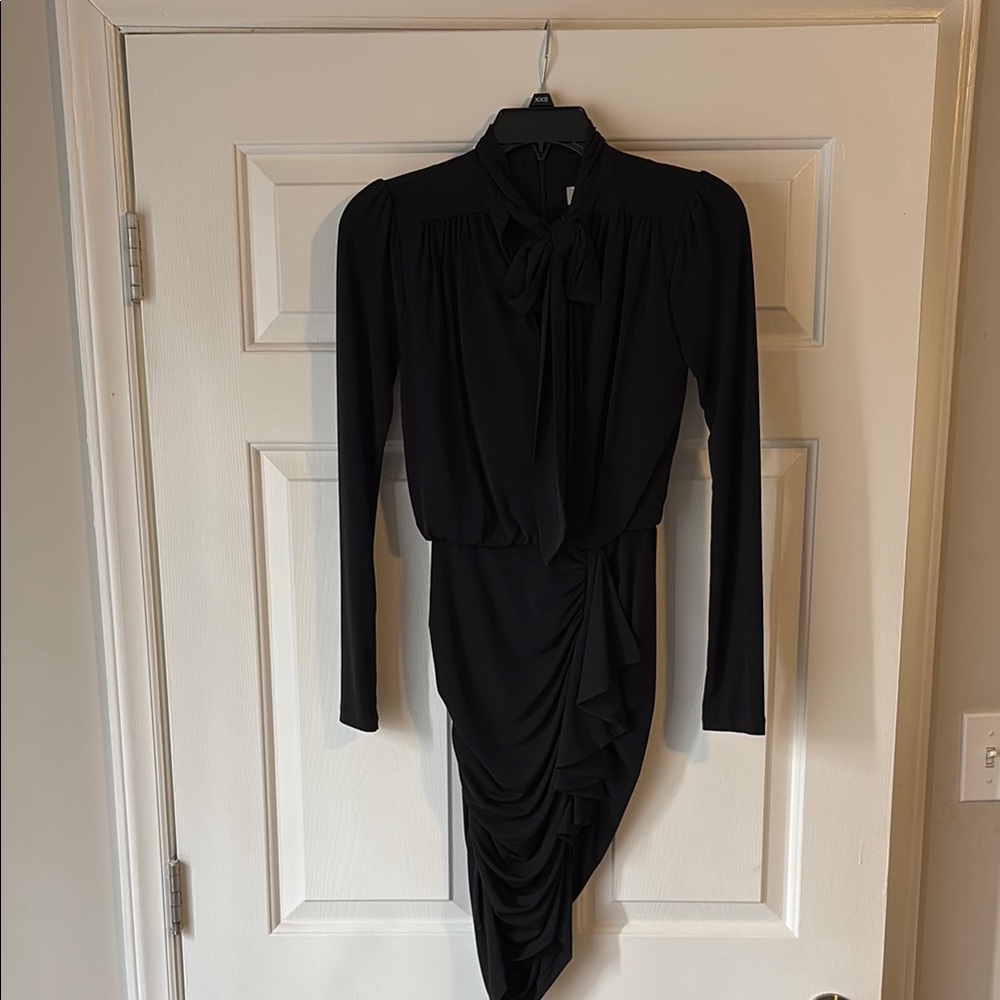 Elegant Black Long Sleeve Dress